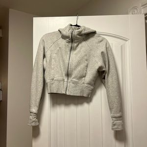 Lululemon cropped scuba